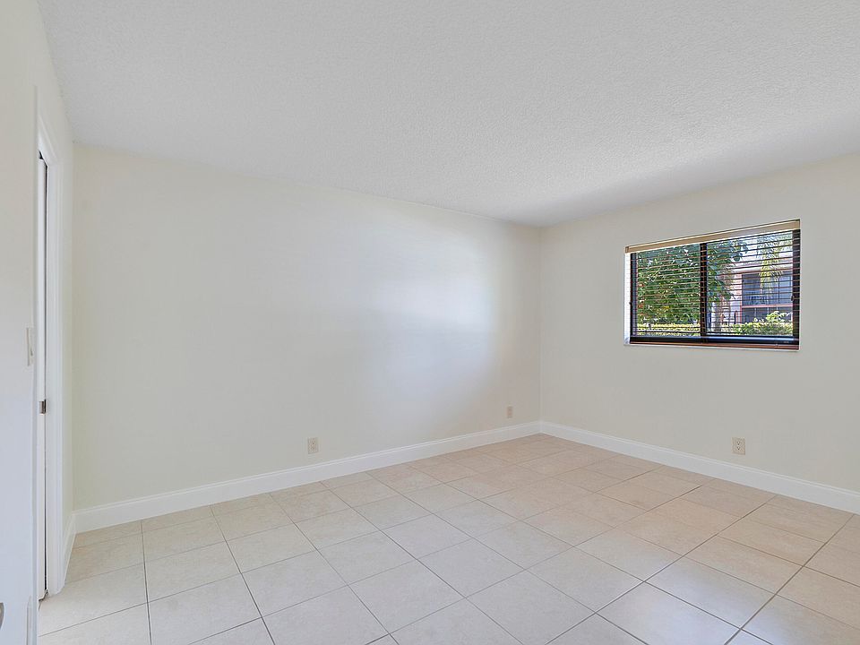 1st image of 50 SE 12th Street #1380