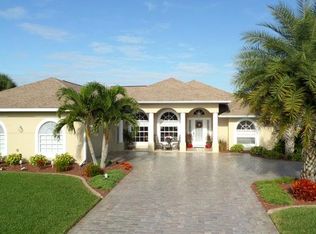 87 Marker Rd, Rotonda West, FL 33947