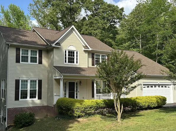 6480 Wheeler Dr, King George, VA 22485