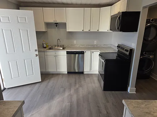 1110 S Main St #200 Photo 1