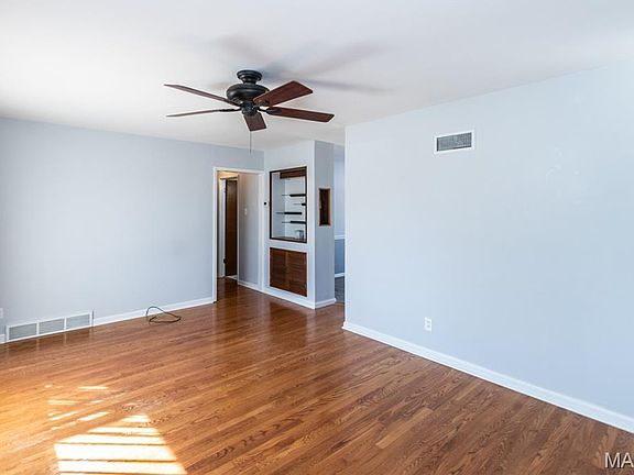 4th image of 9025 Kickapoo Dr