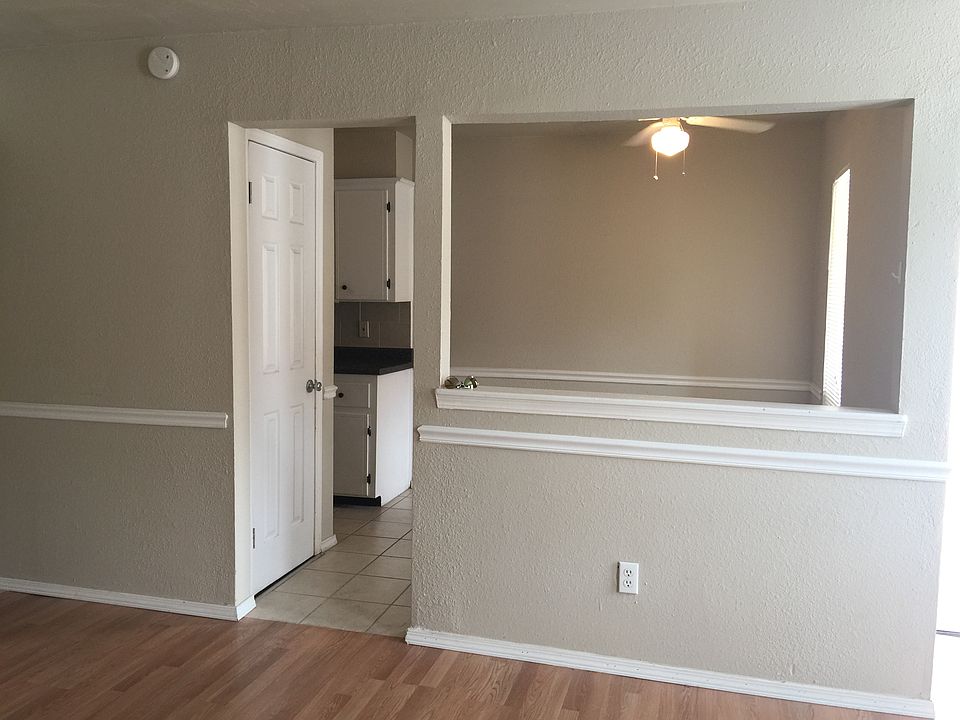 1st image of 910 NW 10th St APT 5