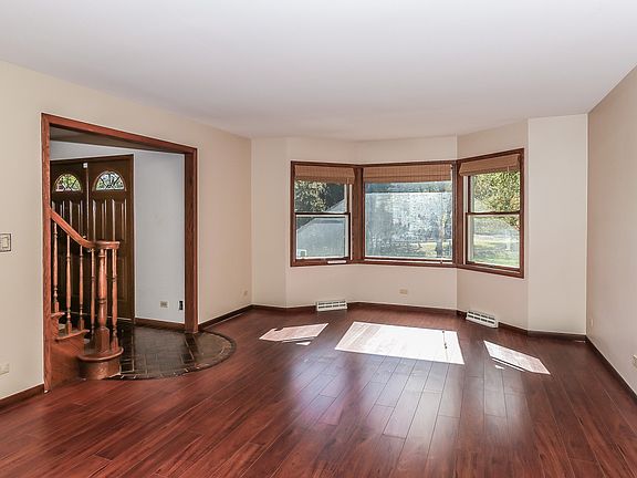 5th image of 21580 W Hidden Valley Dr