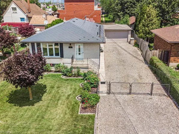163 Britannia Ave, Stoney Creek, ON L8E 1T2