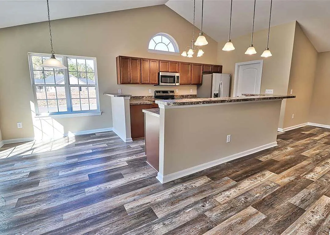 373 Blue Rock Dr — Photo 4