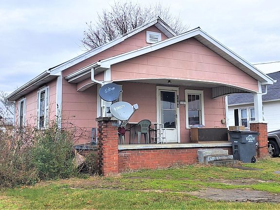 5th image of 1505 Berry St