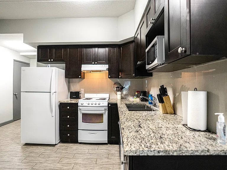 255 Sunview St — Photo 6