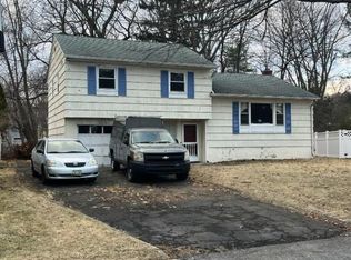 28 Martha Rd, Roseland, NJ 07068