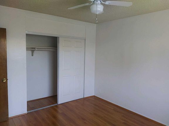 5th image of 5822 Waring Ave #3