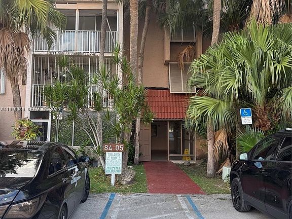 4th image of 8405 NW 8th St APT 304