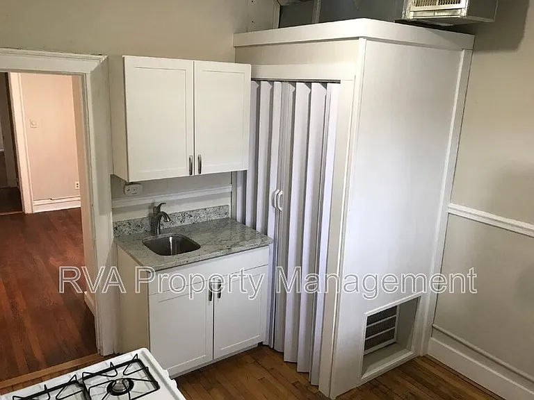 2208 W Grace St #C — Photo 10