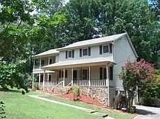 4 bed, 2.5 bath, 3370 sqft, $2,499 — Photo 1