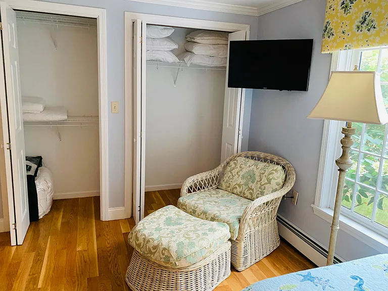 Lots of storage for your clothes. Blankets, linens and pillow are included!