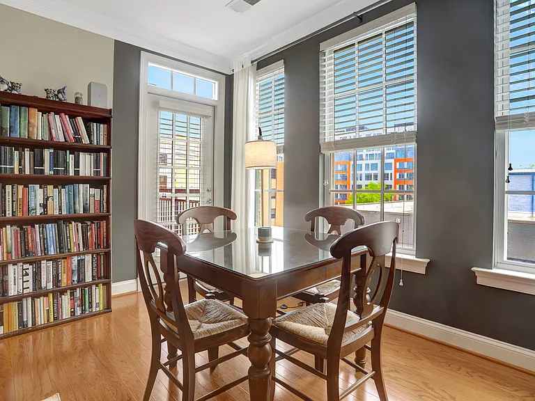 1023 N Royal St #312 — Photo 8