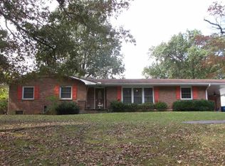 1734 Sycamore Dr, Benton, KY 42025