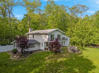 135 Gary Rd, Stamford, CT 06903