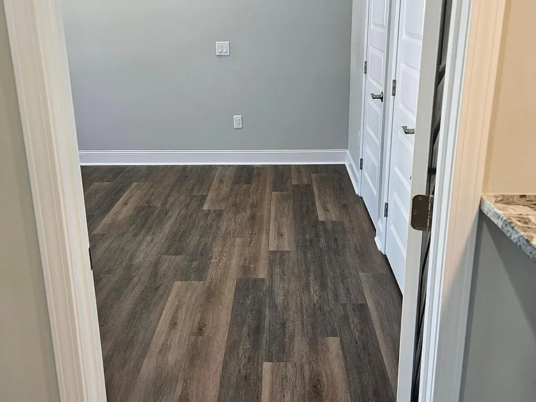 28 E Cherry St — Photo 7