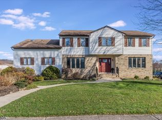 6 Jessica Way, Wayne, NJ 07470