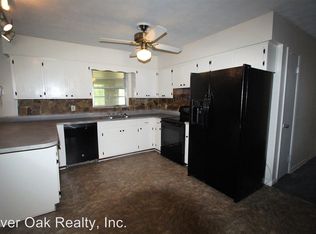 1211 Grove Park Dr, Orange Park, FL 32073