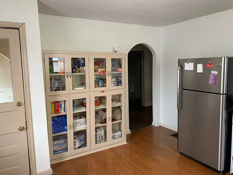 524 S Washington St — Photo 7