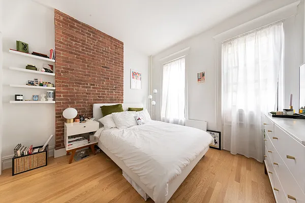 Rented by Corcoran | media 15