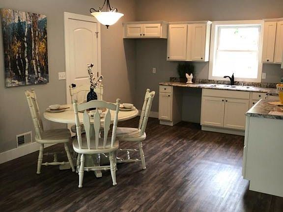 4th image of 64740 Winterwoods Dr