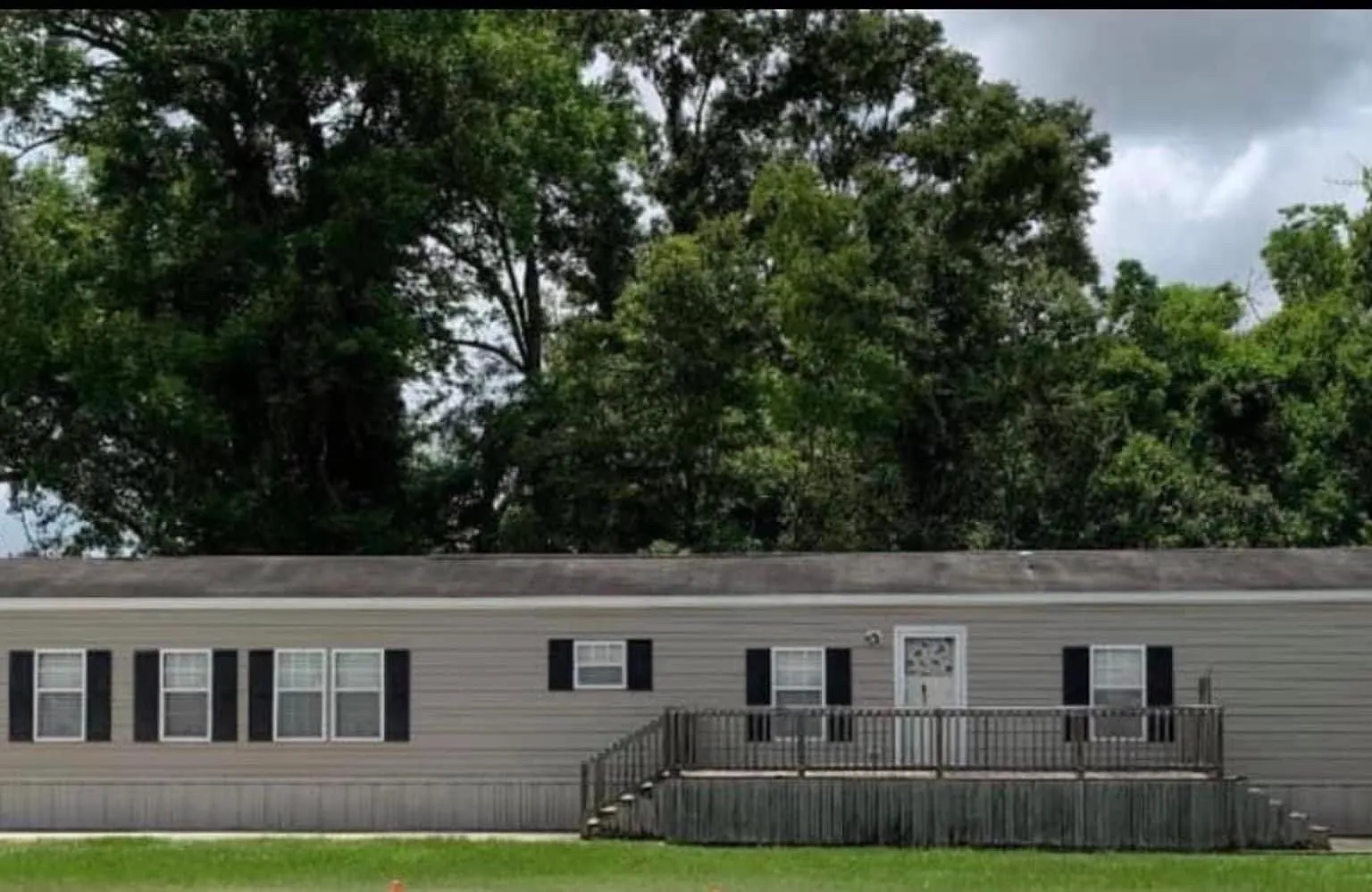 417B Young St — Photo 1