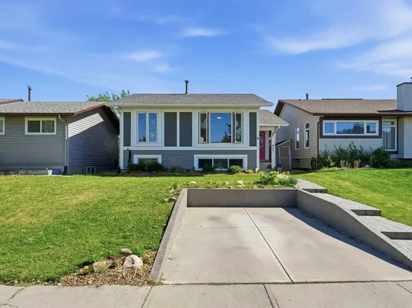 420 N Summerwood Pl SE, Airdrie, AB T4B 1W7