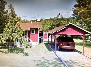 905 Warner Ave, Mena, AR 71953