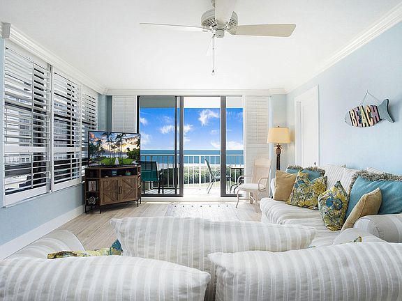 5th image of 440 Seaview Ct APT 1406