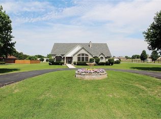 230 S Owen Dr, Mustang, OK 73064