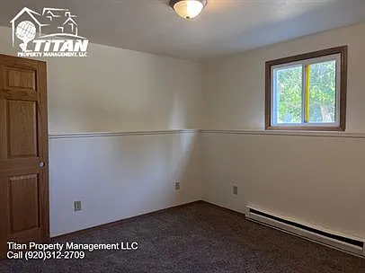 1877 S Main St — Photo 14