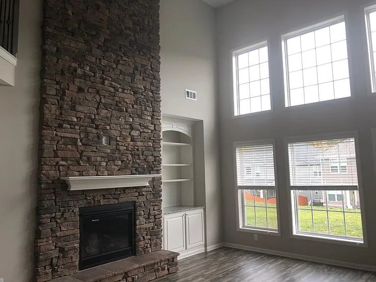 12616 Hartsfield Ln — Photo 3