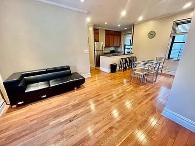 2105 33rd St APT 2B, Astoria, NY, 11105