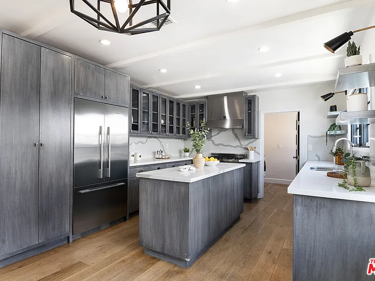 311 N Mansfield Ave #U — Photo 29