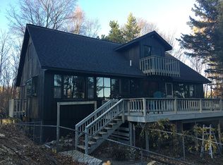 9440 E Grandview Rd, Traverse City, MI 49684