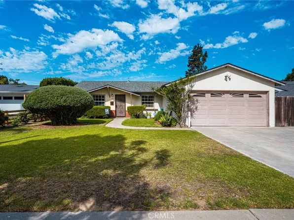 2211 Meyer Pl, Costa Mesa, CA 92627