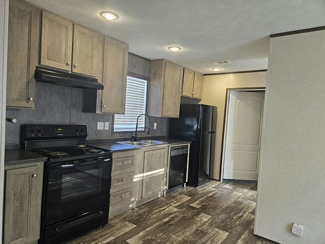 2nd image of 1123 Walt Williams Rd #72