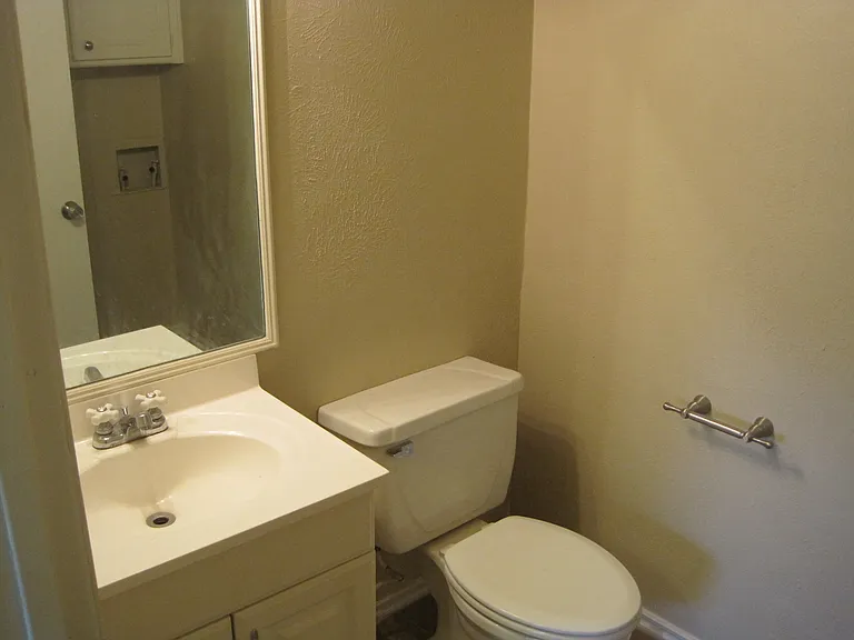 6117 Rincon Way — Photo 7