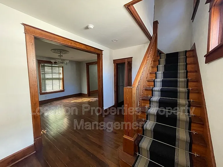 437 Ohio St — Photo 17