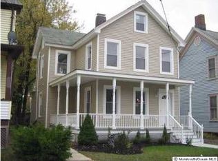 98 2nd St, Keyport, NJ 07735