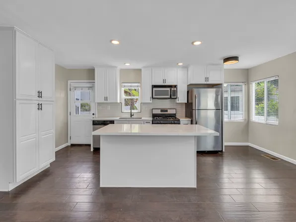 975 Rosecrans St #975, San Diego, CA 92106