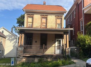 1004 20th Ave, Altoona, PA 16601