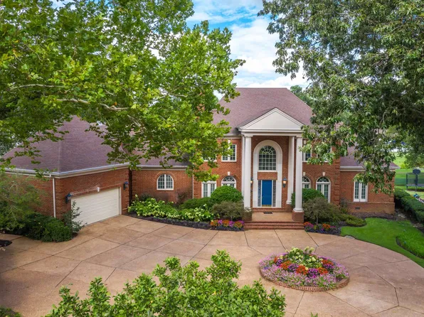 8596 The Island At Southwind Dr, Memphis, TN 38125
