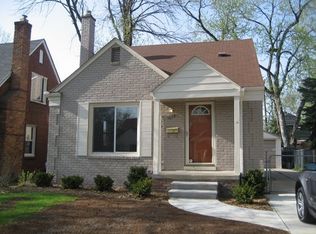 1080 Oxford Rd, Berkley, MI 48072