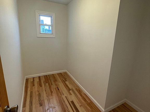 5th image of 16 Dudley Pl APT 2