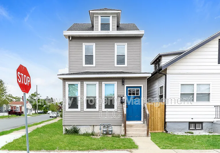 300 Darcy Ave #B — Photo 1
