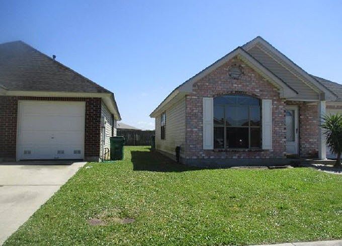2nd image of 2141 Constantine Dr