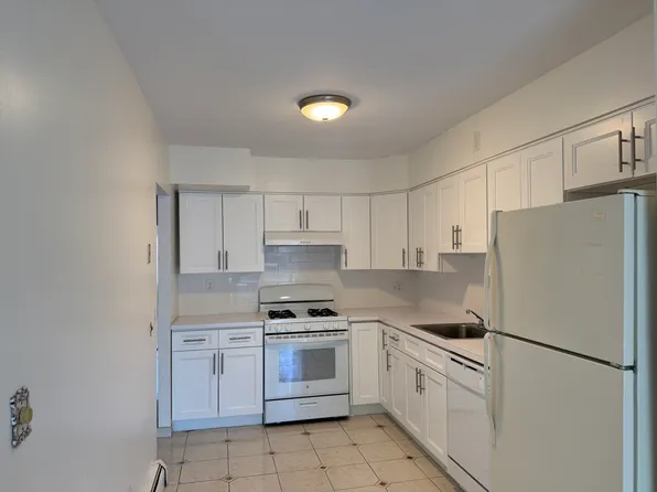 144-44 25th Road image 2 of 17