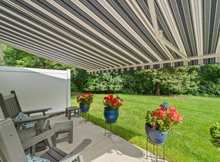 11203 Providence Ln, Eden Prairie, MN 55344